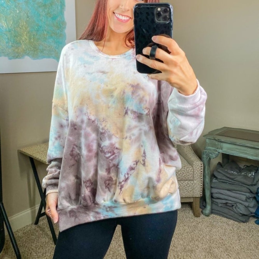NWT - Stormy Tie Dye Sweatshirt - Size Small - Picture 2 of 2